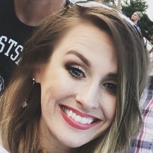 Meet your Posher, Lyndsie